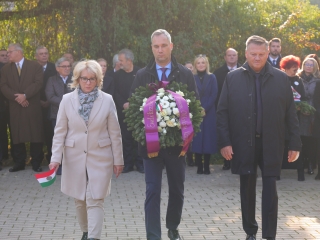 Megemlékezés és díjátadó 1956 ünnepén - fotó: 