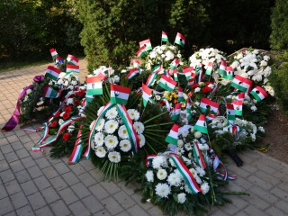 Megemlékezés és díjátadó 1956 ünnepén - fotó: 