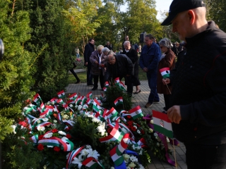 Megemlékezés és díjátadó 1956 ünnepén - fotó: 