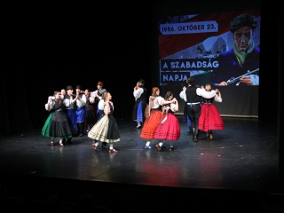 Megemlékezés és díjátadó 1956 ünnepén - fotó: 