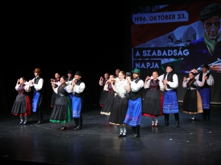 Megemlékezés és díjátadó 1956 ünnepén - fotó: 
