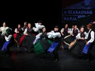 Megemlékezés és díjátadó 1956 ünnepén - fotó: 