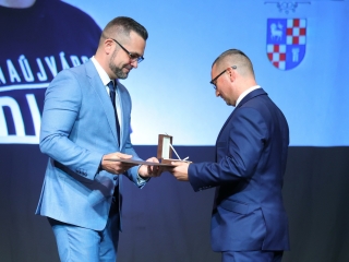 Megemlékezés és díjátadó 1956 ünnepén - fotó: 