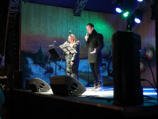 Advent első vasárnapja a Városháza téren (2024) - fotó: 