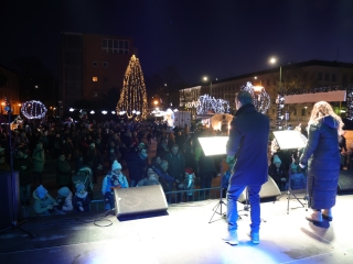 Advent első vasárnapja a Városháza téren (2024) - fotó: 