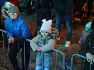 Advent első vasárnapja a Városháza téren (2024) - fotó: 