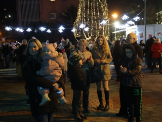 Advent első vasárnapja a Városháza téren (2024) - fotó: 