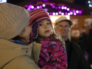 Advent első vasárnapja a Városháza téren (2024) - fotó: 