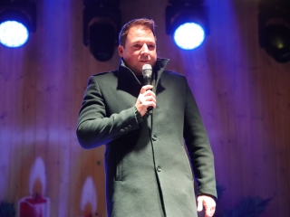 Advent első vasárnapja a Városháza téren (2024) - fotó: 