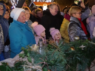 Advent első vasárnapja a Városháza téren (2024) - fotó: 