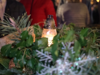 Advent első vasárnapja a Városháza téren (2024) - fotó: 