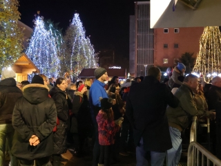 Advent első vasárnapja a Városháza téren (2024) - fotó: 