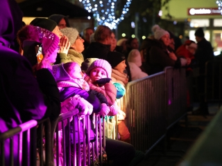 Advent első vasárnapja a Városháza téren (2024) - fotó: 