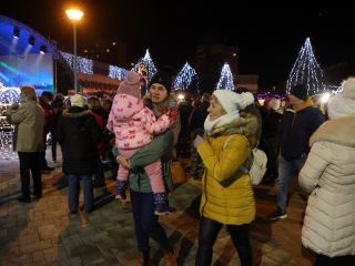Advent első vasárnapja a Városháza téren (2024) - fotó: 
