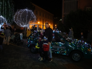 Advent első vasárnapja a Városháza téren (2024) - fotó: 