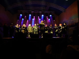 Advent első vasárnapja a Városháza téren (2024) - fotó: 