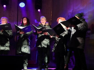 Advent első vasárnapja a Városháza téren (2024) - fotó: 