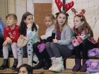 Joulupukki a Béke városrészben - fotó: 