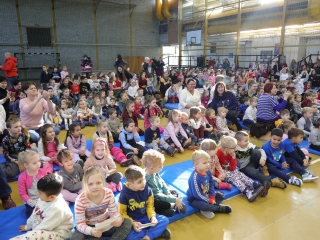 Joulupukki a Béke városrészben - fotó: 