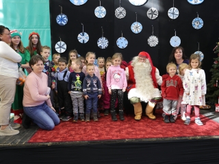 Joulupukki a Béke városrészben - fotó: 