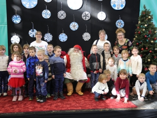 Joulupukki a Béke városrészben - fotó: 