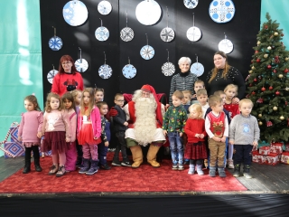 Joulupukki a Béke városrészben - fotó: 