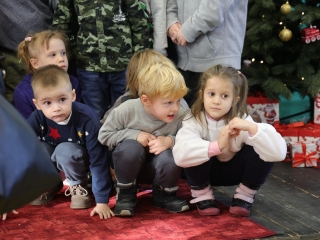 Joulupukki a Béke városrészben - fotó: 