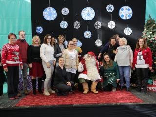 Joulupukki a Béke városrészben - fotó: 