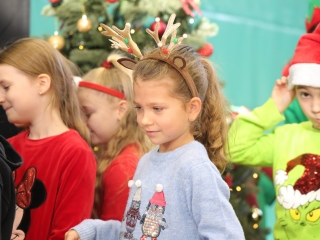 Joulupukki a Béke városrészben - fotó: 