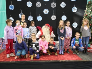 Joulupukki a Béke városrészben - fotó: 