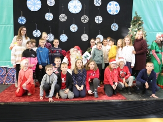 Joulupukki a Béke városrészben - fotó: 