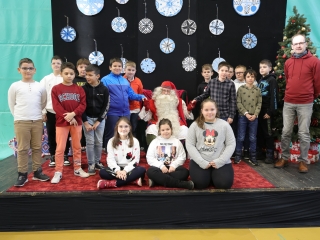 Joulupukki a Béke városrészben - fotó: 