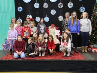 Joulupukki a Béke városrészben - fotó: 