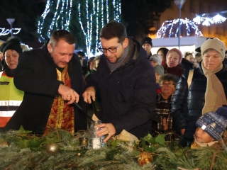 A remény gyertyája is felizzott  - fotó: 