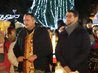 A remény gyertyája is felizzott  - fotó: 