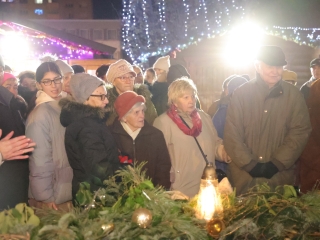 A remény gyertyája is felizzott  - fotó: 
