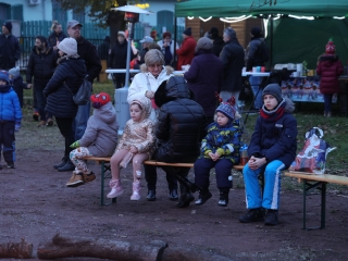 Újtelepre is megérkezett a Mikulás (galéria) - fotó: 