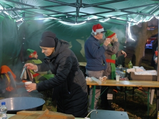 Újtelepre is megérkezett a Mikulás (galéria) - fotó: 