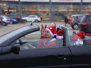Jótét körök a városban az autós Mikulásokkal (2024) - fotó: 