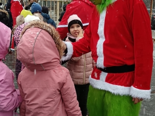 Jótét körök a városban az autós Mikulásokkal (2024) - fotó: 