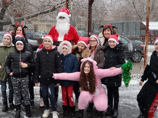 Jótét körök a városban az autós Mikulásokkal (2024) - fotó: 