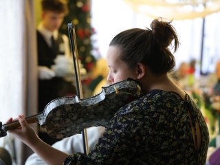 Ünnepi ebéd az idősek otthonában - fotó: 