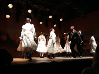 A negyedik adventi láng is lobog a Városháza téren - fotó: 