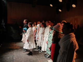 A negyedik adventi láng is lobog a Városháza téren - fotó: 