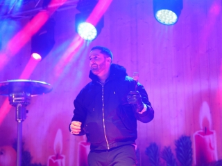 A negyedik adventi láng is lobog a Városháza téren - fotó: 