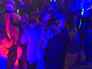 Szilveszteri mulatság a Városháza téren (galéria) - fotó: 