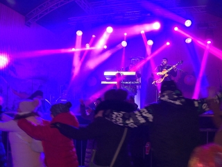 Szilveszteri mulatság a Városháza téren (galéria) - fotó: 