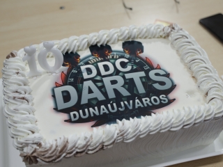 Születésnapi darts verseny - fotó: 