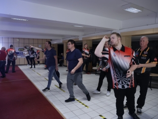 Születésnapi darts verseny - fotó: 