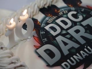 Születésnapi darts verseny - fotó: 